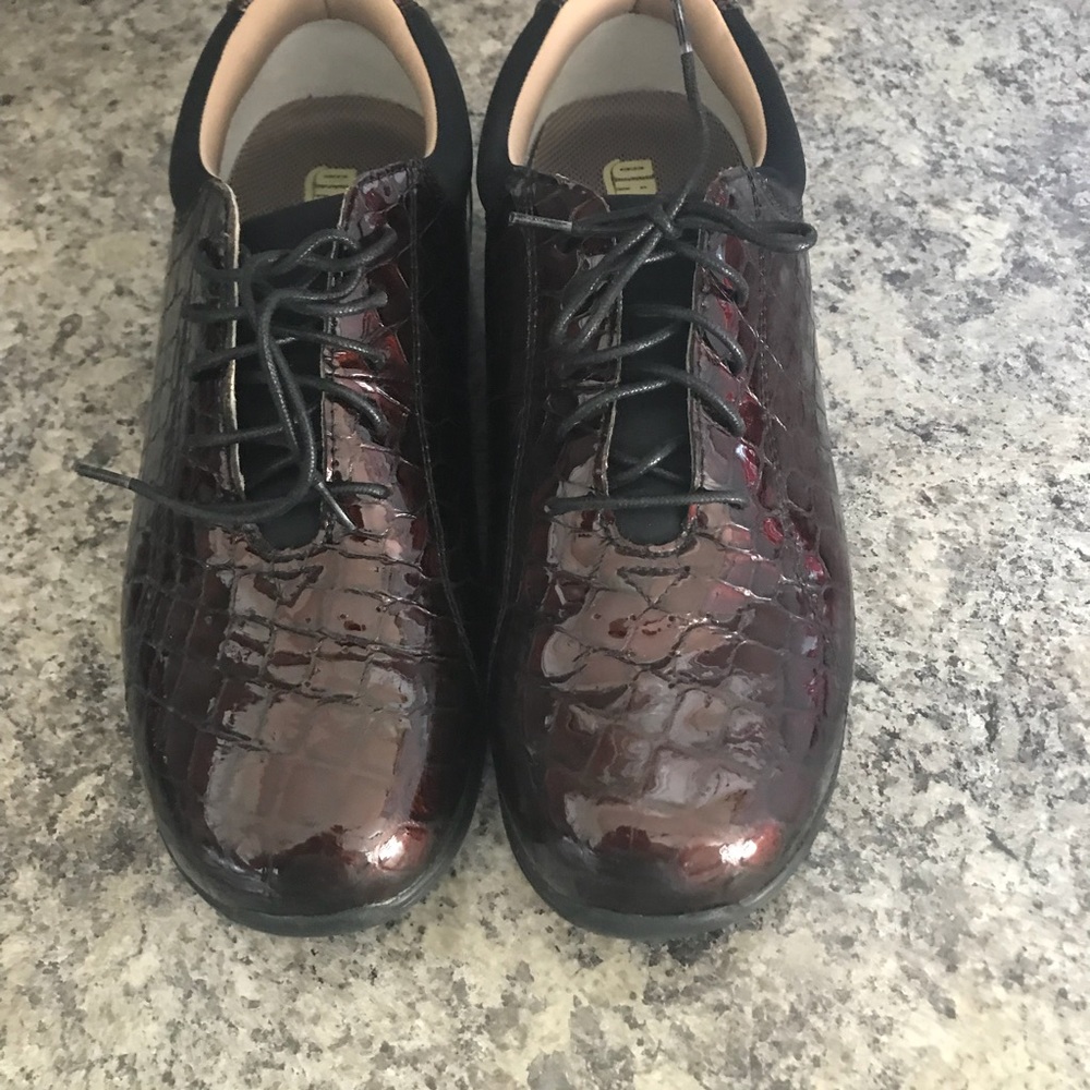 Drew size 11 shoes
